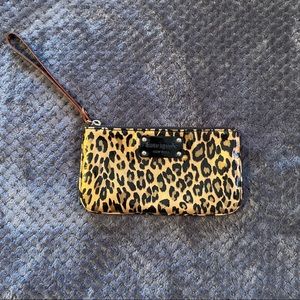 ❌SOLD❌ Kate Spade leopard print wristlet